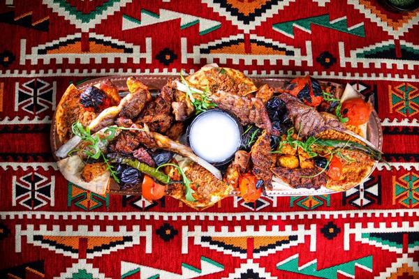 Platou Mix Grill (Vita, Oaie, Pui)